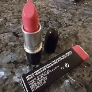 MAC Amplified Crème Lipstick, Chatterbox, Full-Sized, BNIB